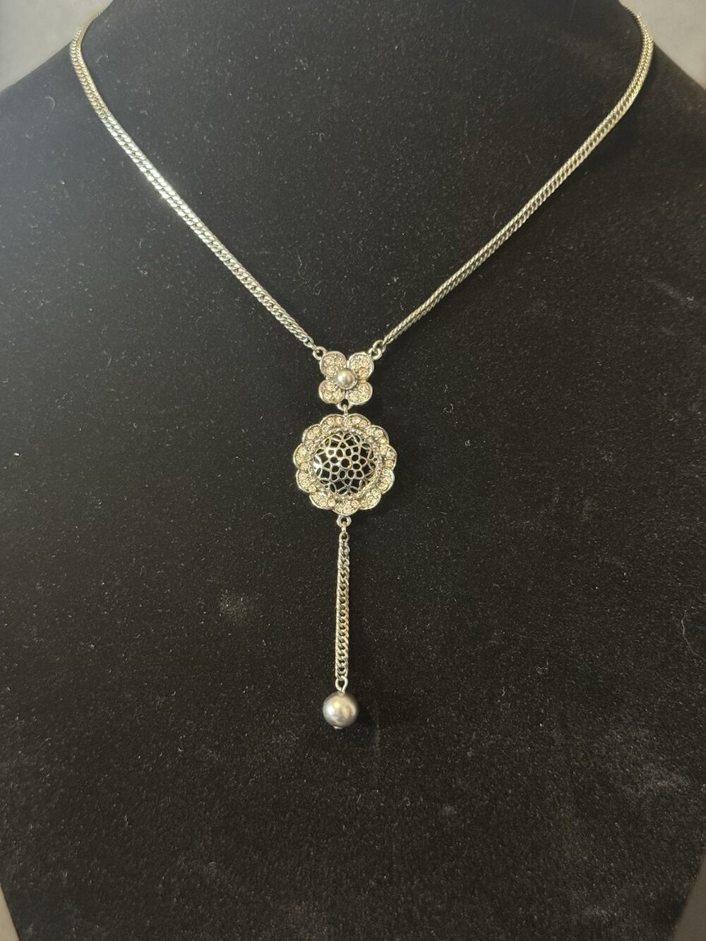 Authentic Givenchy VintageSilver Tone Rhinestone FlowerLariat Pendant Necklace